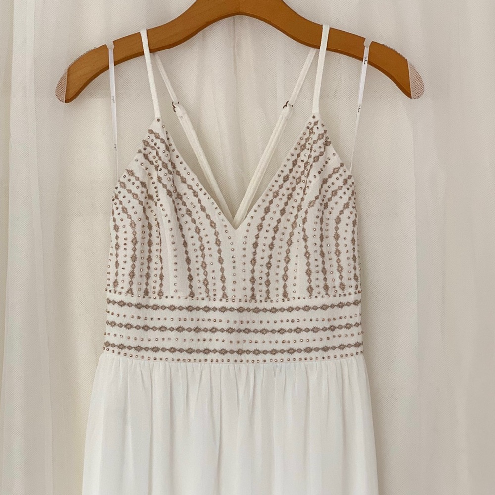 Lulus White Chiffon Meet Me In Madrid Maxi Dress size Small